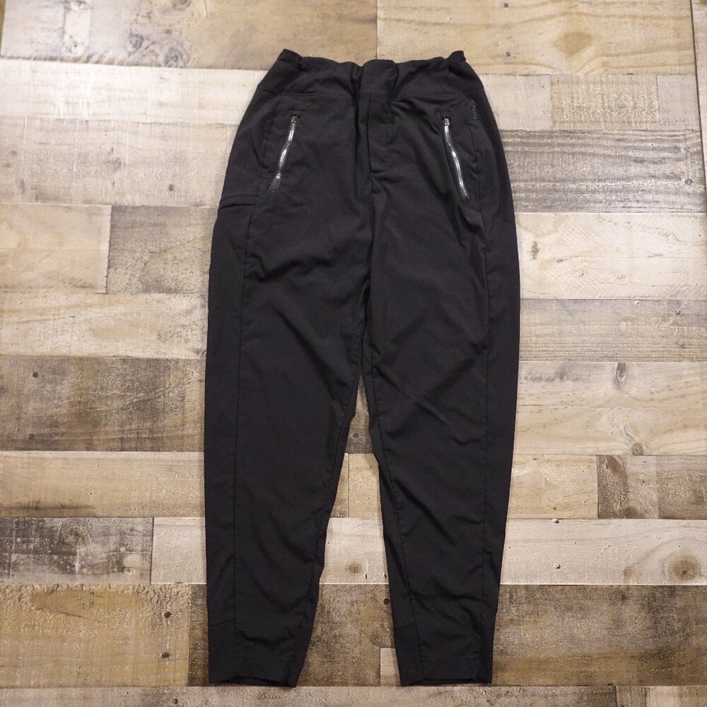 Athleta Trekkie Relaxed Mid Rise Jogger Pants Women's Size 6 Black